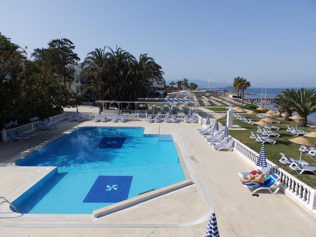 Club Blue White All Inclusive Turgutreis Eksteriør billede