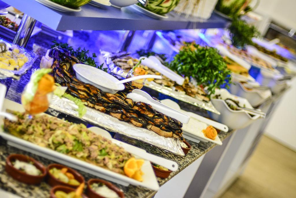 Club Blue White All Inclusive Turgutreis Eksteriør billede