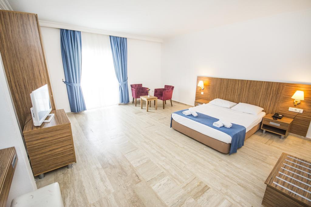 Club Blue White All Inclusive Turgutreis Eksteriør billede