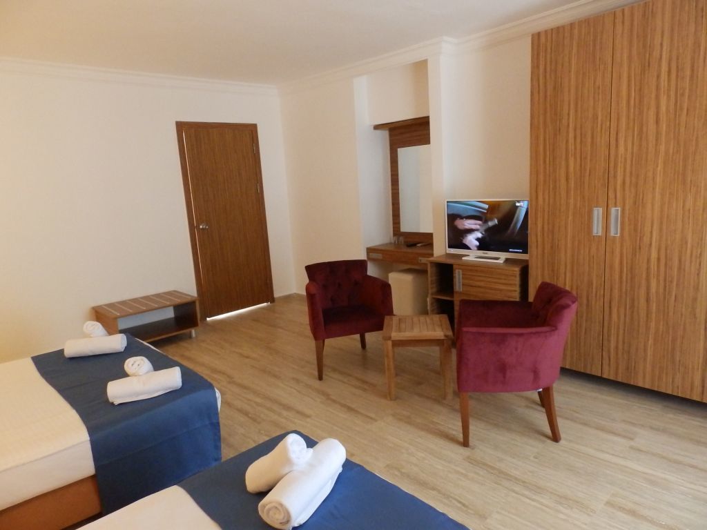 Club Blue White All Inclusive Turgutreis Eksteriør billede